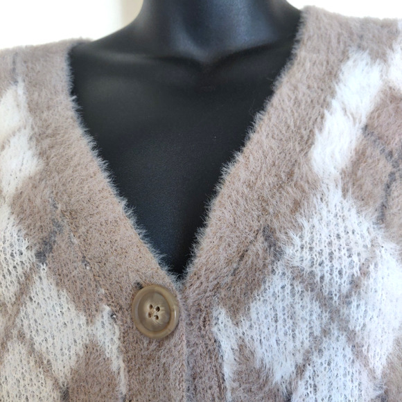 William Rast Cropped Cardigan Sweater XS Argyle Furry Fuzzy Preppy School Girl - Picture 5 of 16